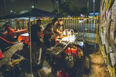 The Very First Dave's Hot Chi…